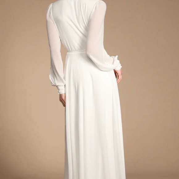 Amazing white sheer wrap dress with bubble sleeve !!! Is stunning - Picture 3 of 5